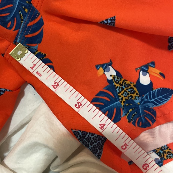 Men’s Oakley Tropical Orange Toucan Swim Trunks. Size Large - 5 inch inseam. - Picture 15 of 15